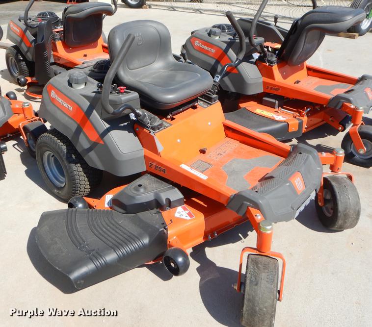 image for item EJ9830 Husqvarna Z254 lawn mower