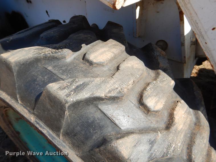 image for item EJ9835 1991 Bocat 753 skid steer