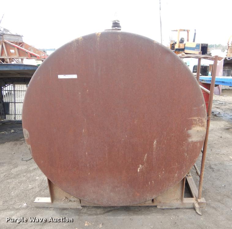 image for item EJ9848 (2) tanks