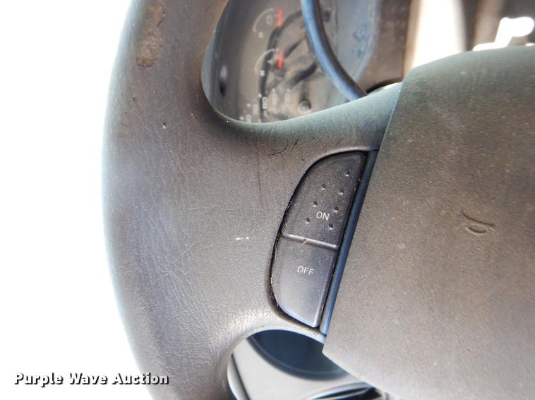 image for item EJ9855 2005 Ford E450 shuttle bus