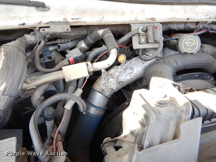 image for item EJ9855 2005 Ford E450 shuttle bus