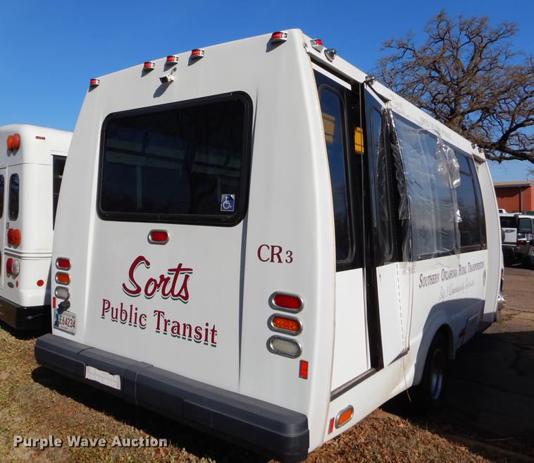 image for item EJ9856 2009 Ford E450 shuttle bus