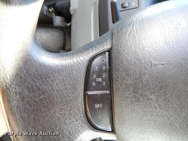 image for item EJ9856 2009 Ford E450 shuttle bus