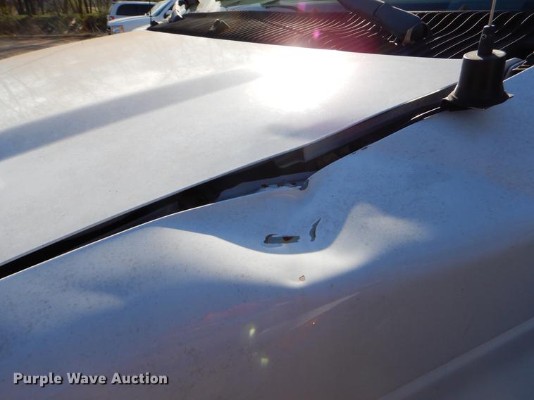 image for item EJ9856 2009 Ford E450 shuttle bus