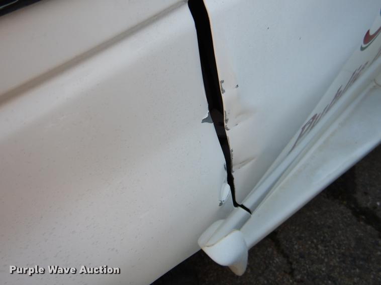 image for item EJ9856 2009 Ford E450 shuttle bus