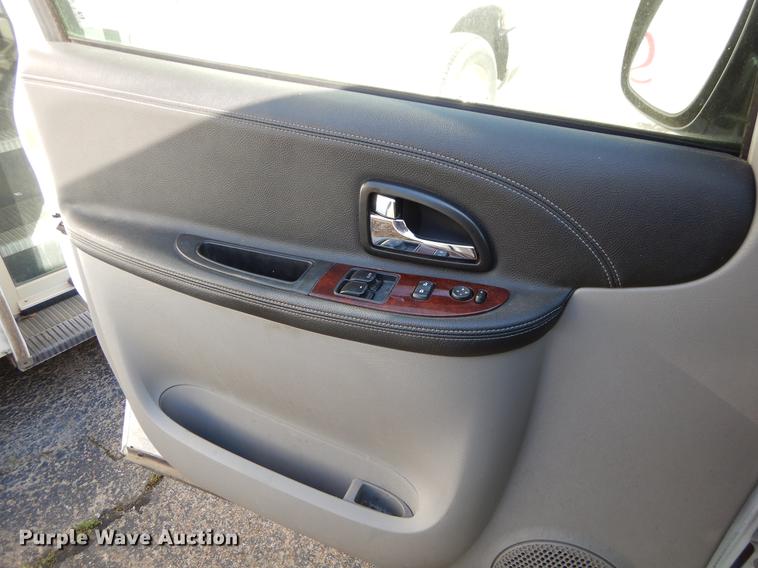 image for item EJ9857 2007 Chevrolet Uplander handicap accessible van