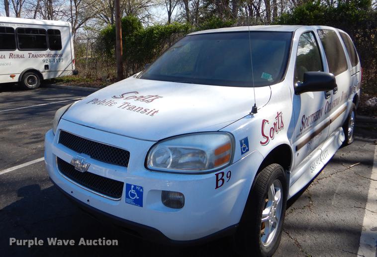 image for item EJ9860 2008 Chevrolet Uplander handicap accessible van