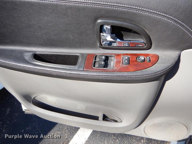 image for item EJ9860 2008 Chevrolet Uplander handicap accessible van