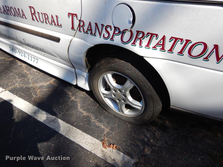 image for item EJ9860 2008 Chevrolet Uplander handicap accessible van