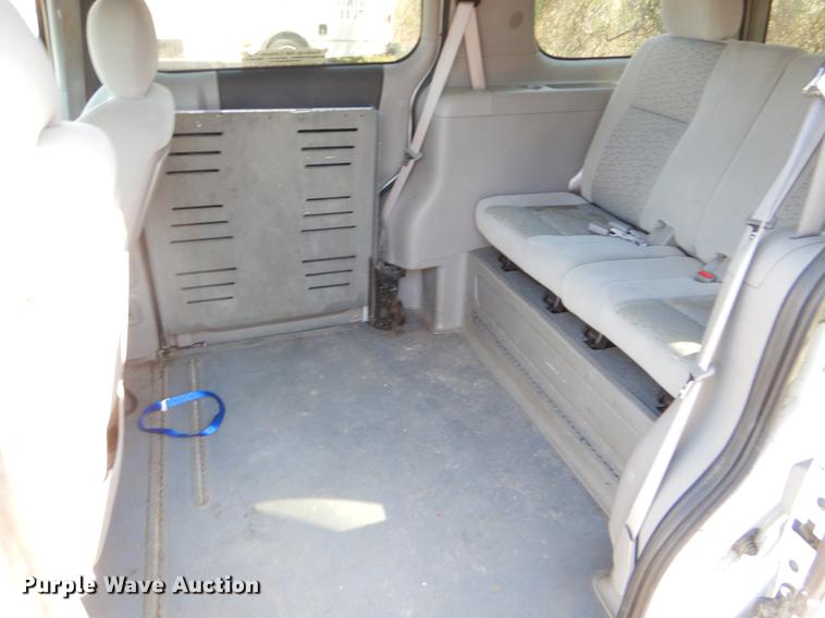 image for item EJ9860 2008 Chevrolet Uplander handicap accessible van
