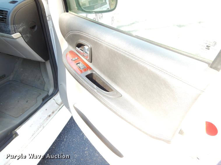 image for item EJ9860 2008 Chevrolet Uplander handicap accessible van