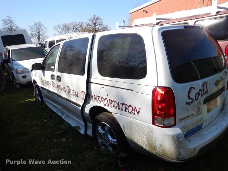 image for item EJ9863 2007 Chevrolet Uplander handicap accessible van