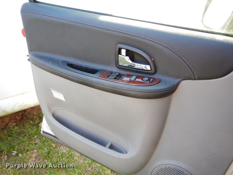 image for item EJ9863 2007 Chevrolet Uplander handicap accessible van