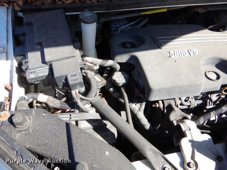 image for item EJ9863 2007 Chevrolet Uplander handicap accessible van