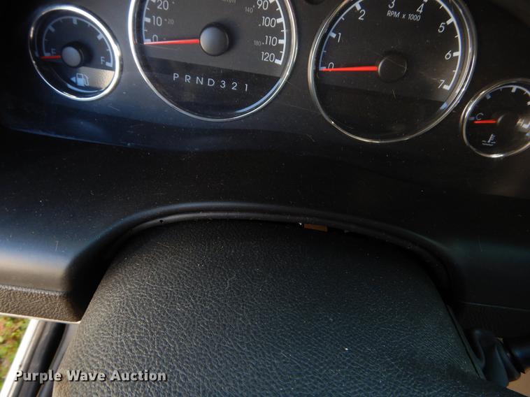 image for item EJ9864 2007 Chevrolet Uplander handicap accessible van