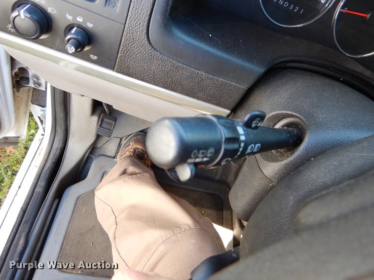 image for item EJ9864 2007 Chevrolet Uplander handicap accessible van