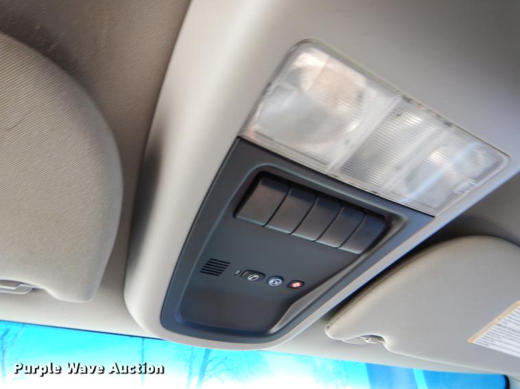 image for item EJ9864 2007 Chevrolet Uplander handicap accessible van