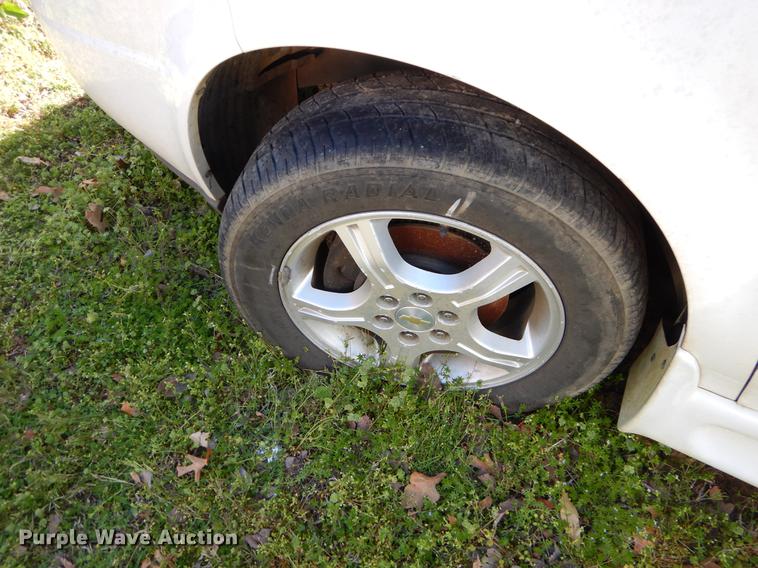 image for item EJ9864 2007 Chevrolet Uplander handicap accessible van