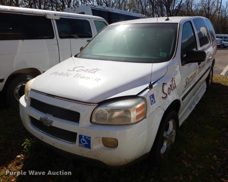 image for item EJ9865 2007 Chevrolet Uplander handicap accessible van