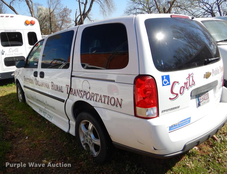 image for item EJ9865 2007 Chevrolet Uplander handicap accessible van