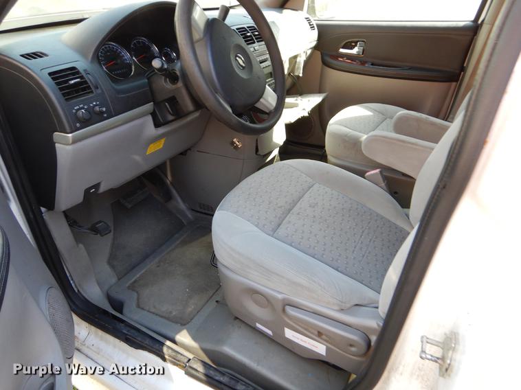image for item EJ9865 2007 Chevrolet Uplander handicap accessible van