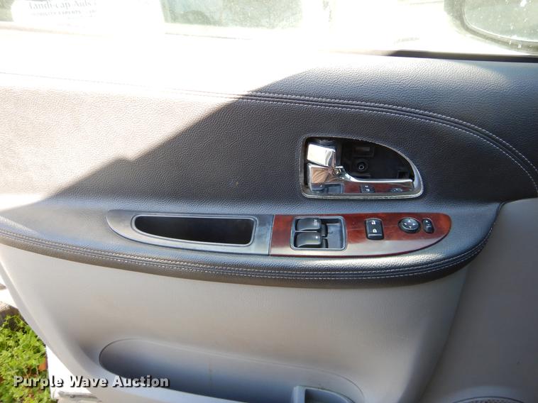 image for item EJ9865 2007 Chevrolet Uplander handicap accessible van