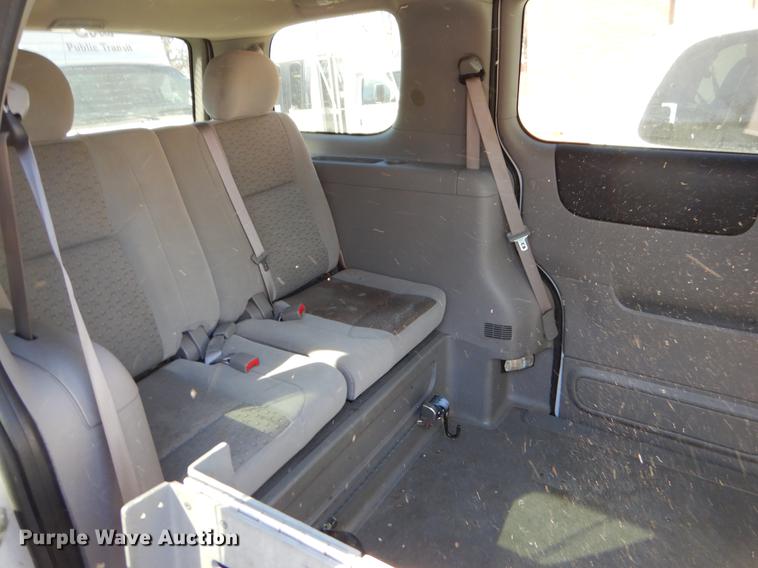 image for item EJ9865 2007 Chevrolet Uplander handicap accessible van