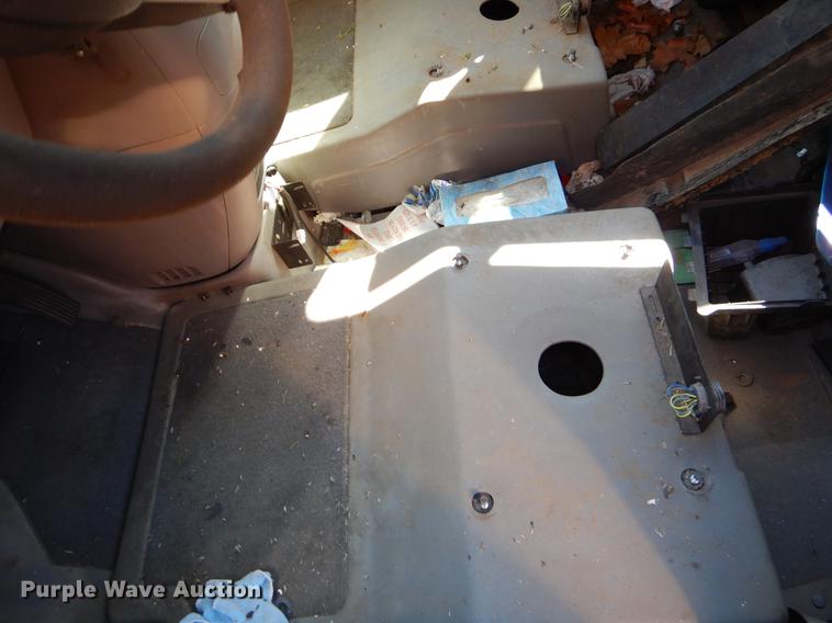 image for item EJ9867 2007 Chevrolet Uplander handicap accessible van