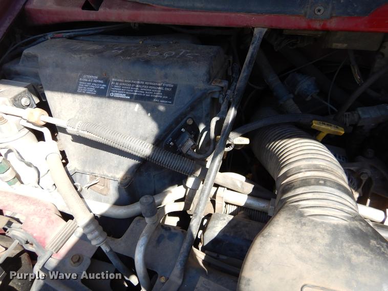 image for item EJ9869 2000 Dodge Ram Wagon B3500 Maxi van