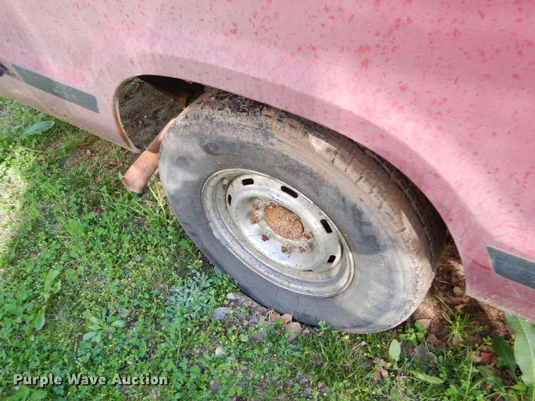 image for item EJ9869 2000 Dodge Ram Wagon B3500 Maxi van