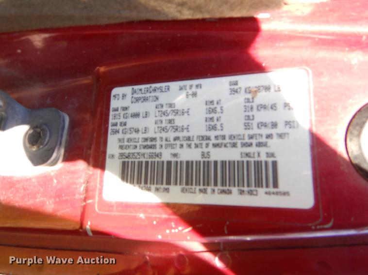 image for item EJ9869 2000 Dodge Ram Wagon B3500 Maxi van