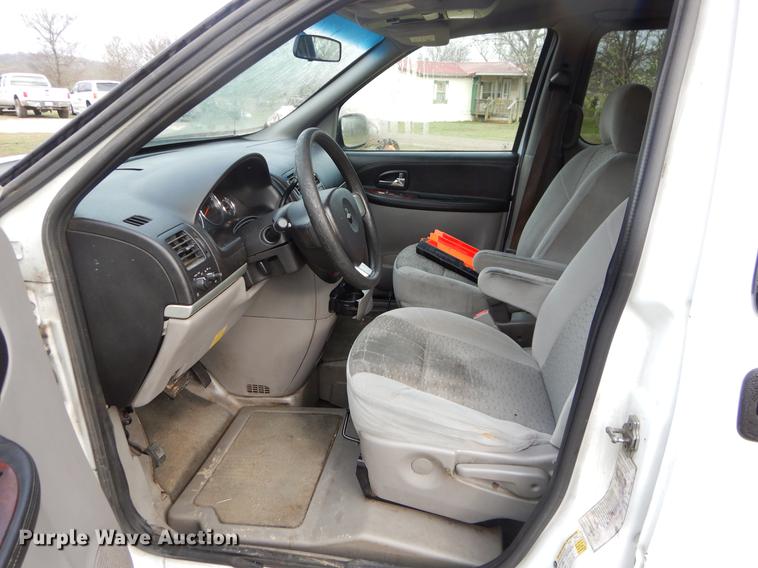 image for item EJ9900 2006 Chevrolet Uplander handicap accessible van