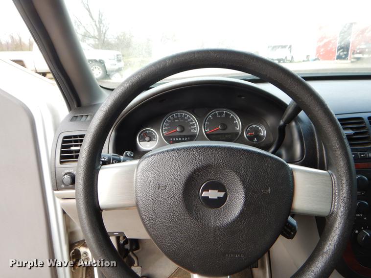 image for item EJ9900 2006 Chevrolet Uplander handicap accessible van