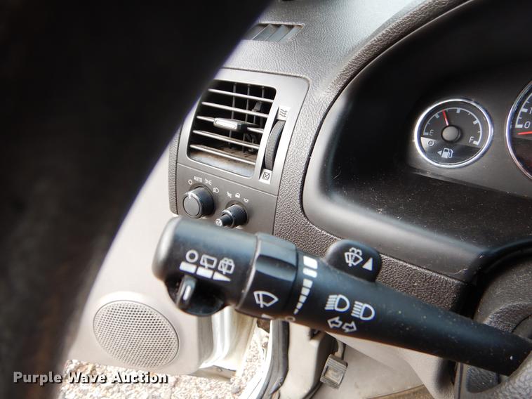 image for item EJ9900 2006 Chevrolet Uplander handicap accessible van