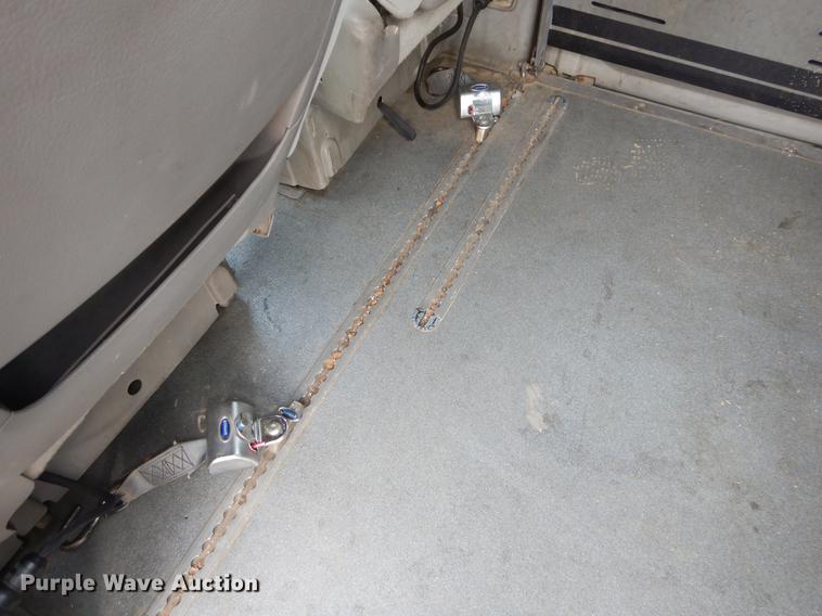 image for item EJ9900 2006 Chevrolet Uplander handicap accessible van