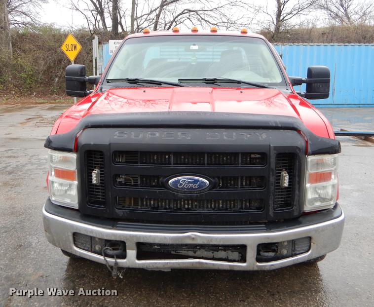 image for item EJ9977 2010 Ford F350 Super Duty XL SuperCab pickup truck