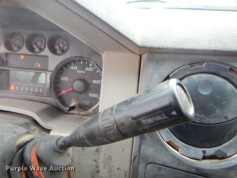 image for item EJ9977 2010 Ford F350 Super Duty XL SuperCab pickup truck