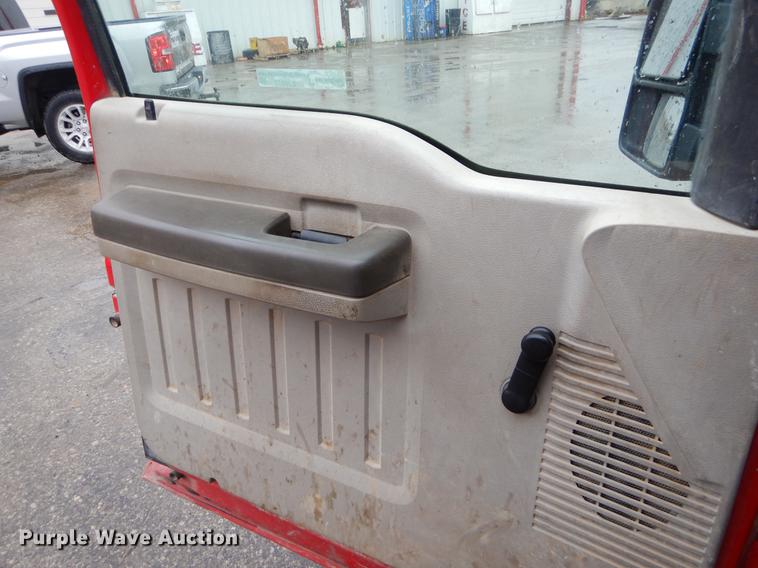 image for item EJ9977 2010 Ford F350 Super Duty XL SuperCab pickup truck