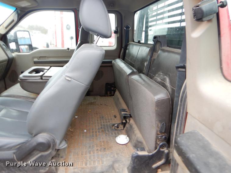 image for item EJ9977 2010 Ford F350 Super Duty XL SuperCab pickup truck