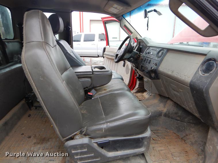 image for item EJ9977 2010 Ford F350 Super Duty XL SuperCab pickup truck