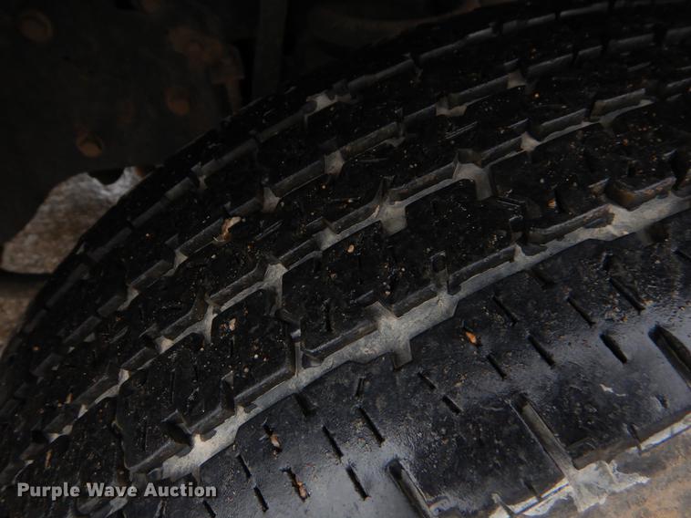 image for item EJ9977 2010 Ford F350 Super Duty XL SuperCab pickup truck