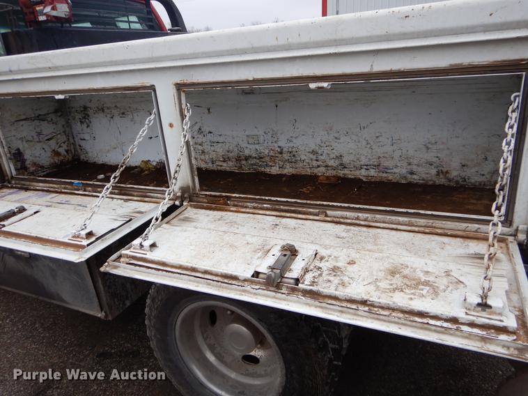 image for item EJ9977 2010 Ford F350 Super Duty XL SuperCab pickup truck