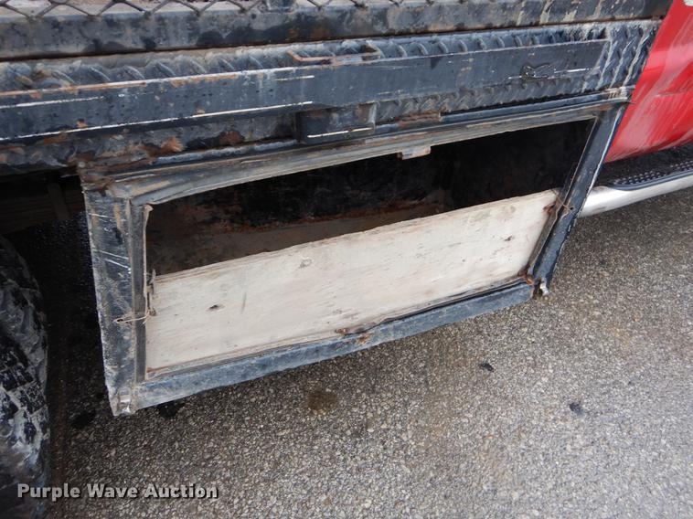 image for item EJ9977 2010 Ford F350 Super Duty XL SuperCab pickup truck