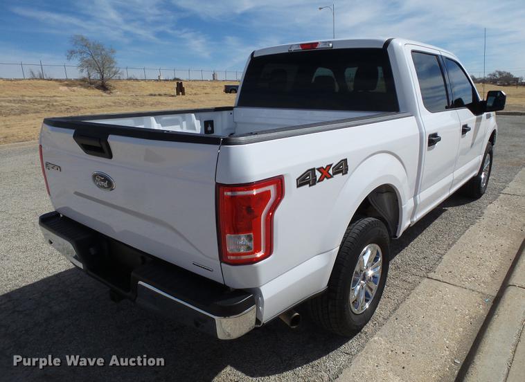 image for item EN9533 2015 Ford F150 XLT SuperCrew Cab pickup truck