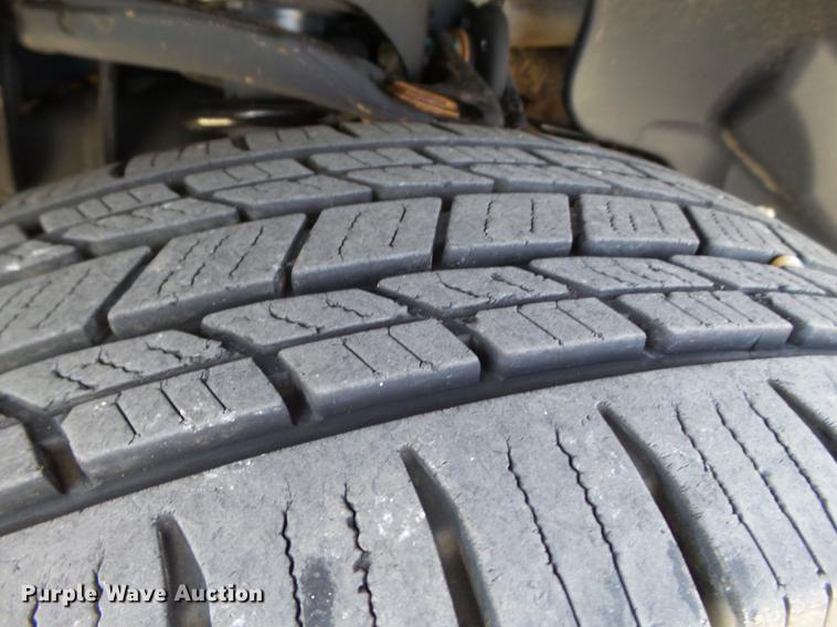 image for item EN9533 2015 Ford F150 XLT SuperCrew Cab pickup truck