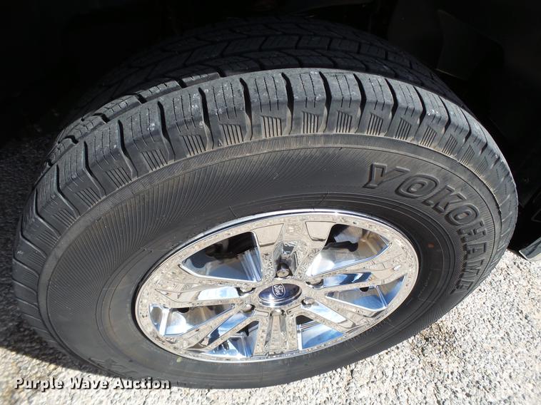 image for item EN9533 2015 Ford F150 XLT SuperCrew Cab pickup truck