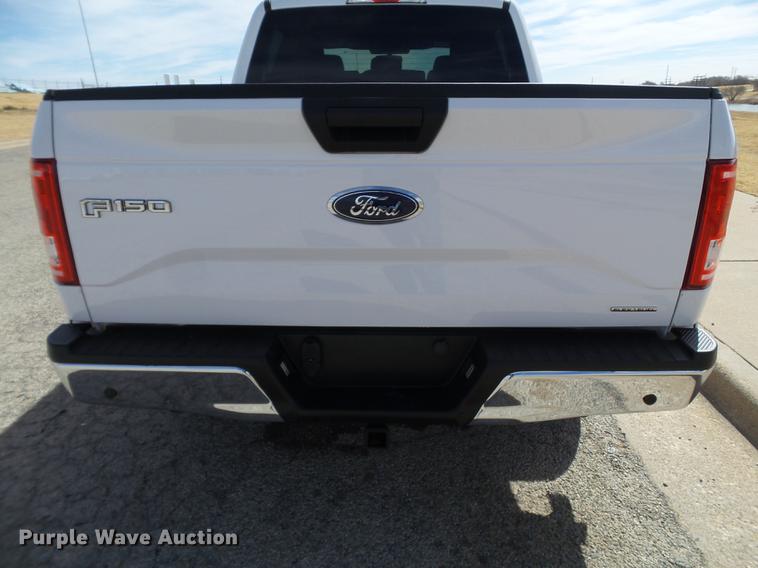 image for item EN9533 2015 Ford F150 XLT SuperCrew Cab pickup truck
