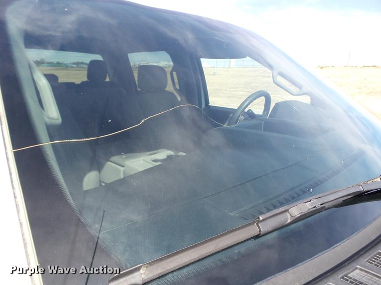 image for item EN9533 2015 Ford F150 XLT SuperCrew Cab pickup truck