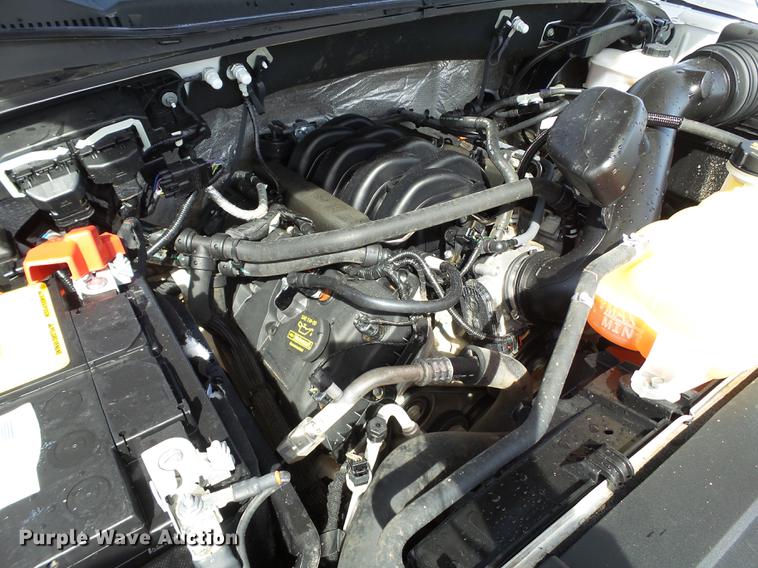 image for item EN9533 2015 Ford F150 XLT SuperCrew Cab pickup truck