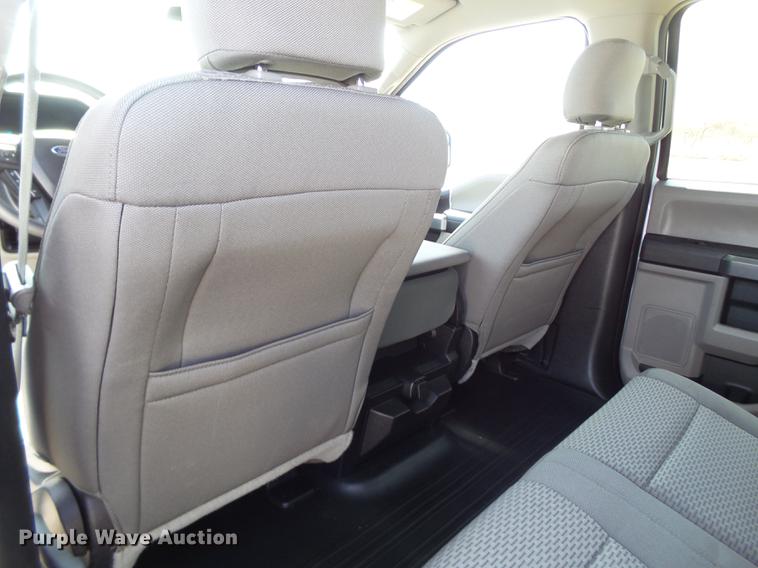 image for item EN9533 2015 Ford F150 XLT SuperCrew Cab pickup truck